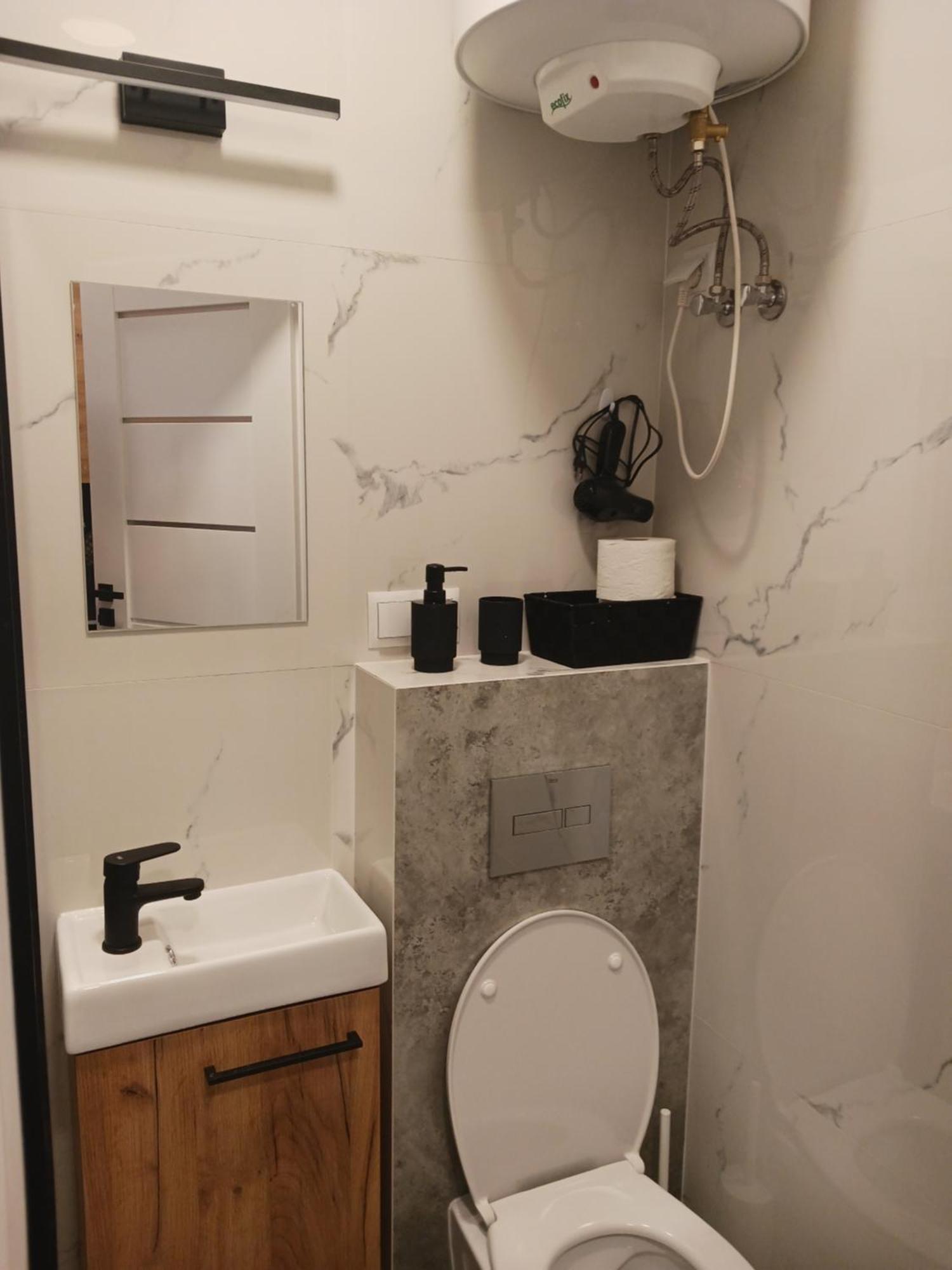 Apartamenty Marco 3-Bis- Przy Dworcu-Stare Miasto-Super Wi Fi Красков Екстериор снимка